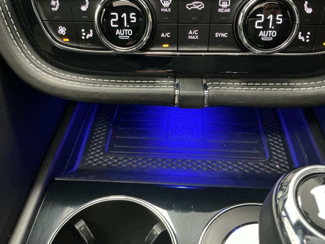 2021 BENTLEY BENTAYGA 2021 BENTLEY BENTAYGA