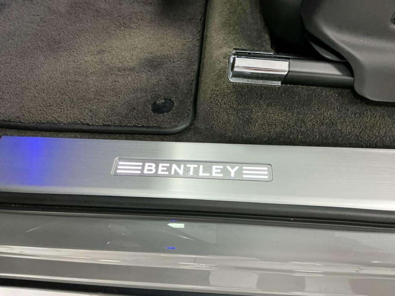 2021 BENTLEY BENTAYGA 2021 BENTLEY BENTAYGA