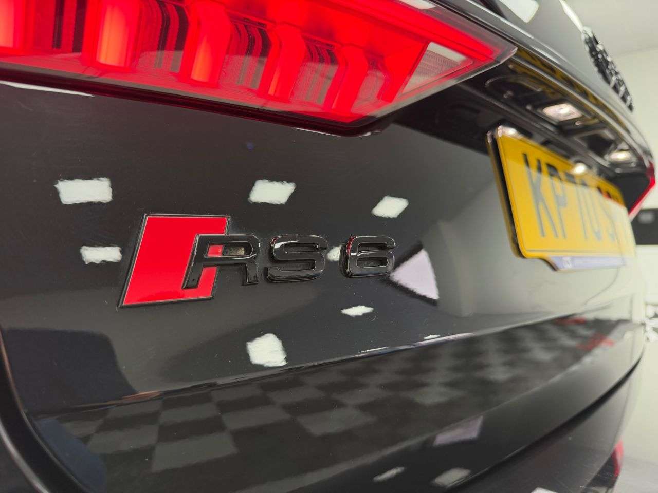 null AUDI RS6 AVANT null AUDI RS6 AVANT