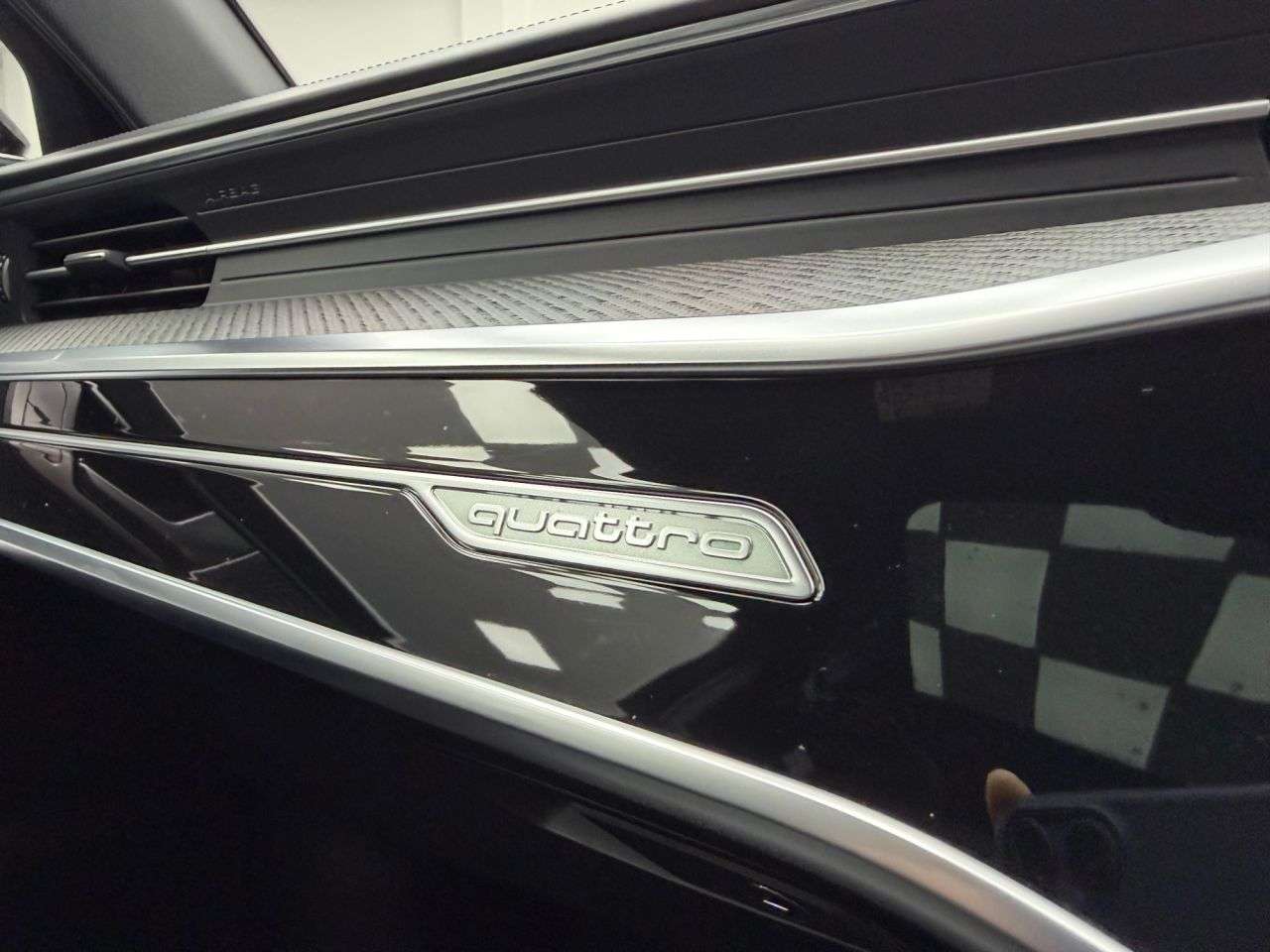 null AUDI RS6 AVANT null AUDI RS6 AVANT