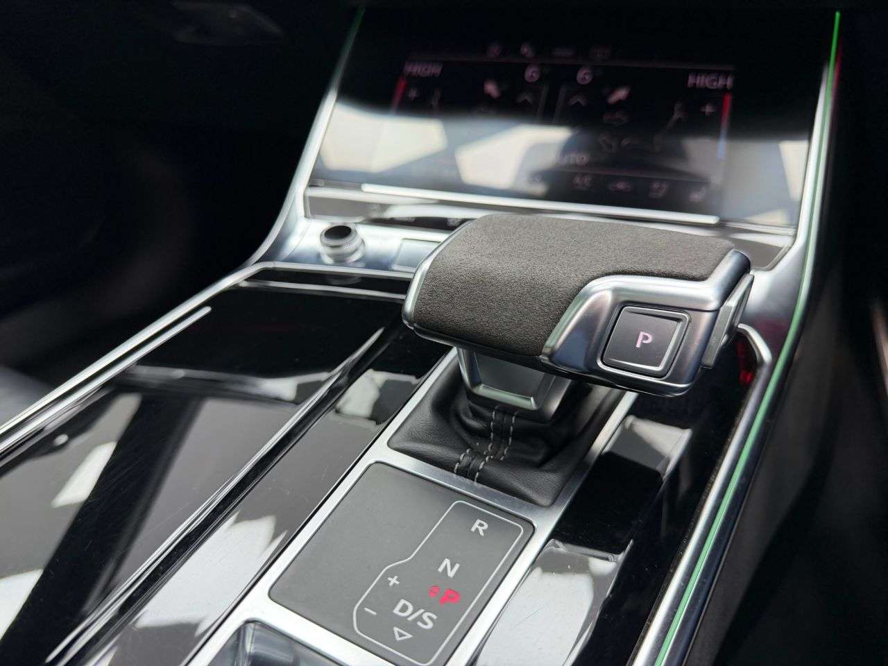 null AUDI RS6 AVANT null AUDI RS6 AVANT