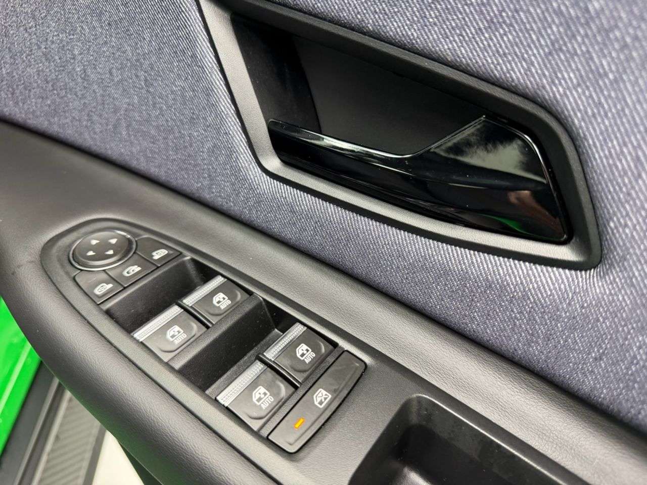 2025 RENAULT 5 E-TECH ELECTRIC 2025 RENAULT 5 E-TECH ELECTRIC