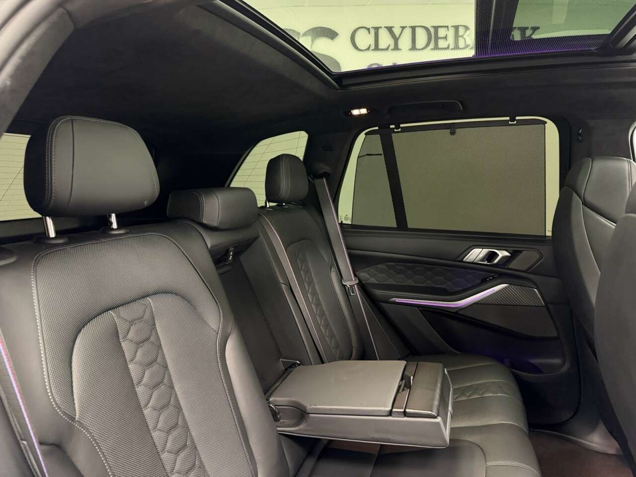 2022 BMW X5 M 2022 BMW X5 M