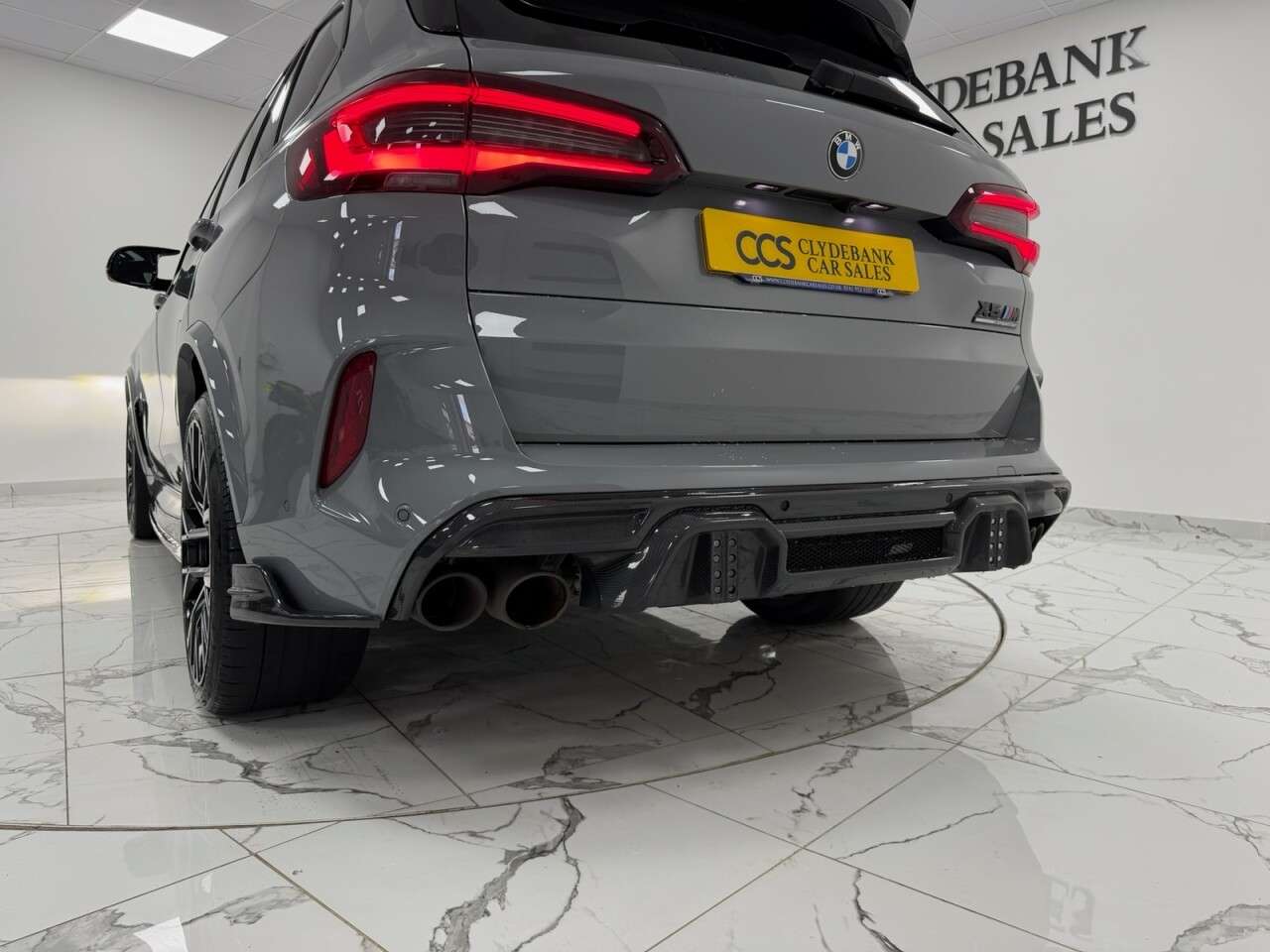 2022 BMW X5 M 2022 BMW X5 M