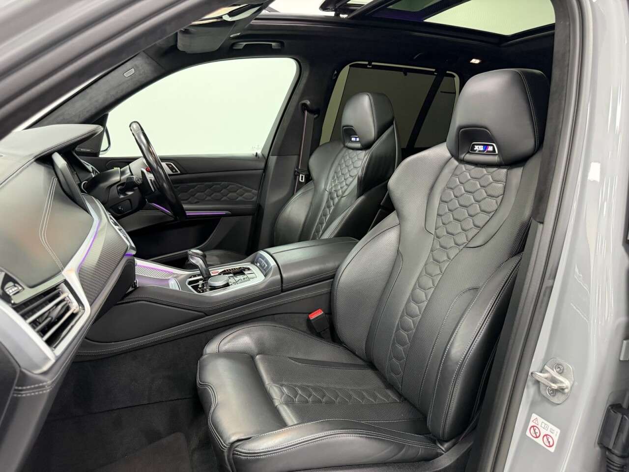 2022 BMW X5 M 2022 BMW X5 M