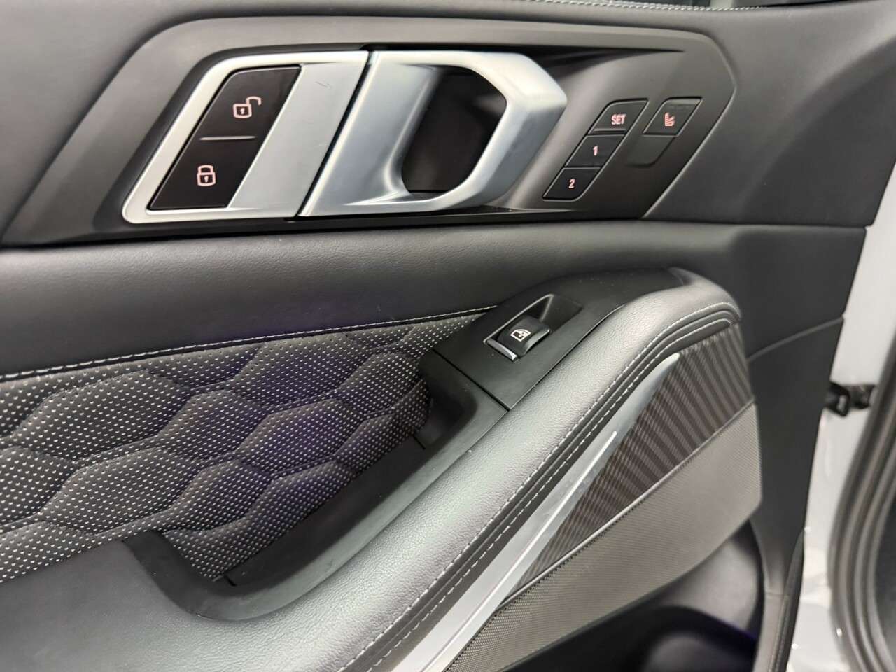 2022 BMW X5 M 2022 BMW X5 M