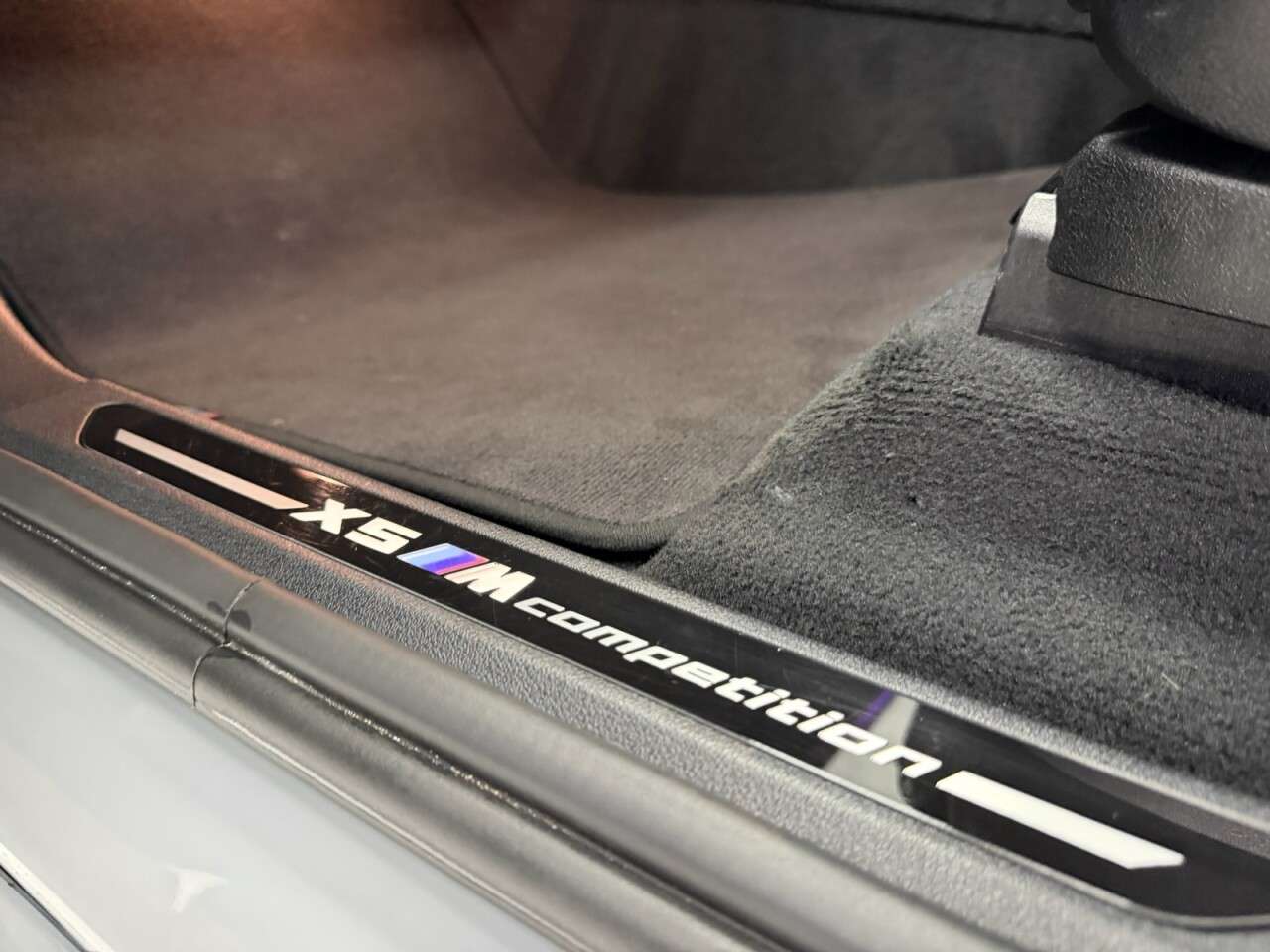 2022 BMW X5 M 2022 BMW X5 M