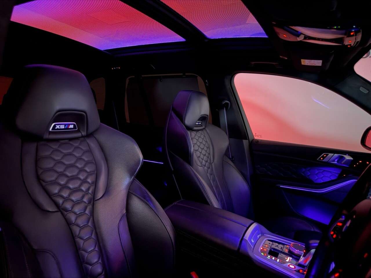 2022 BMW X5 M 2022 BMW X5 M