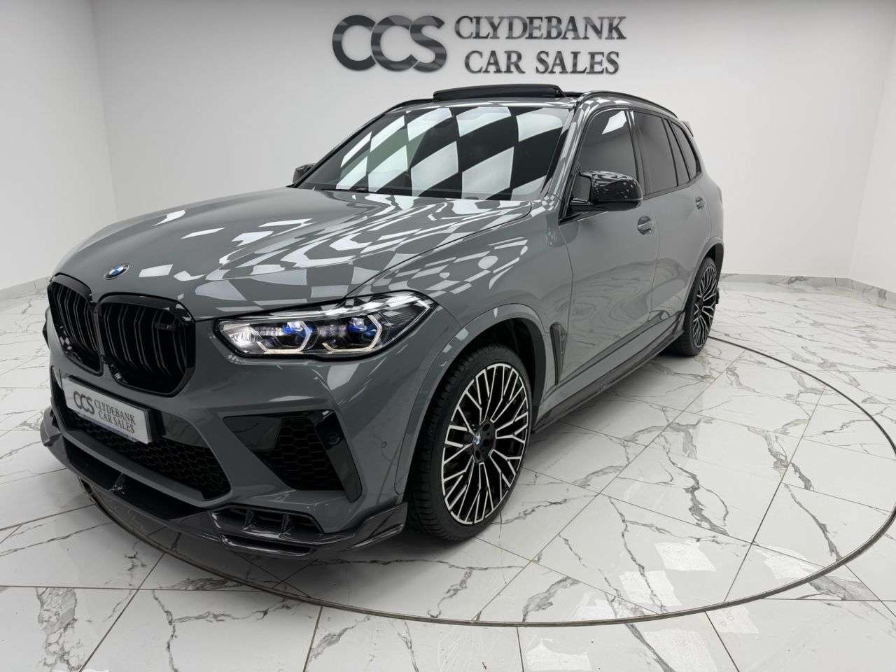 2022 BMW X5 M 2022 BMW X5 M