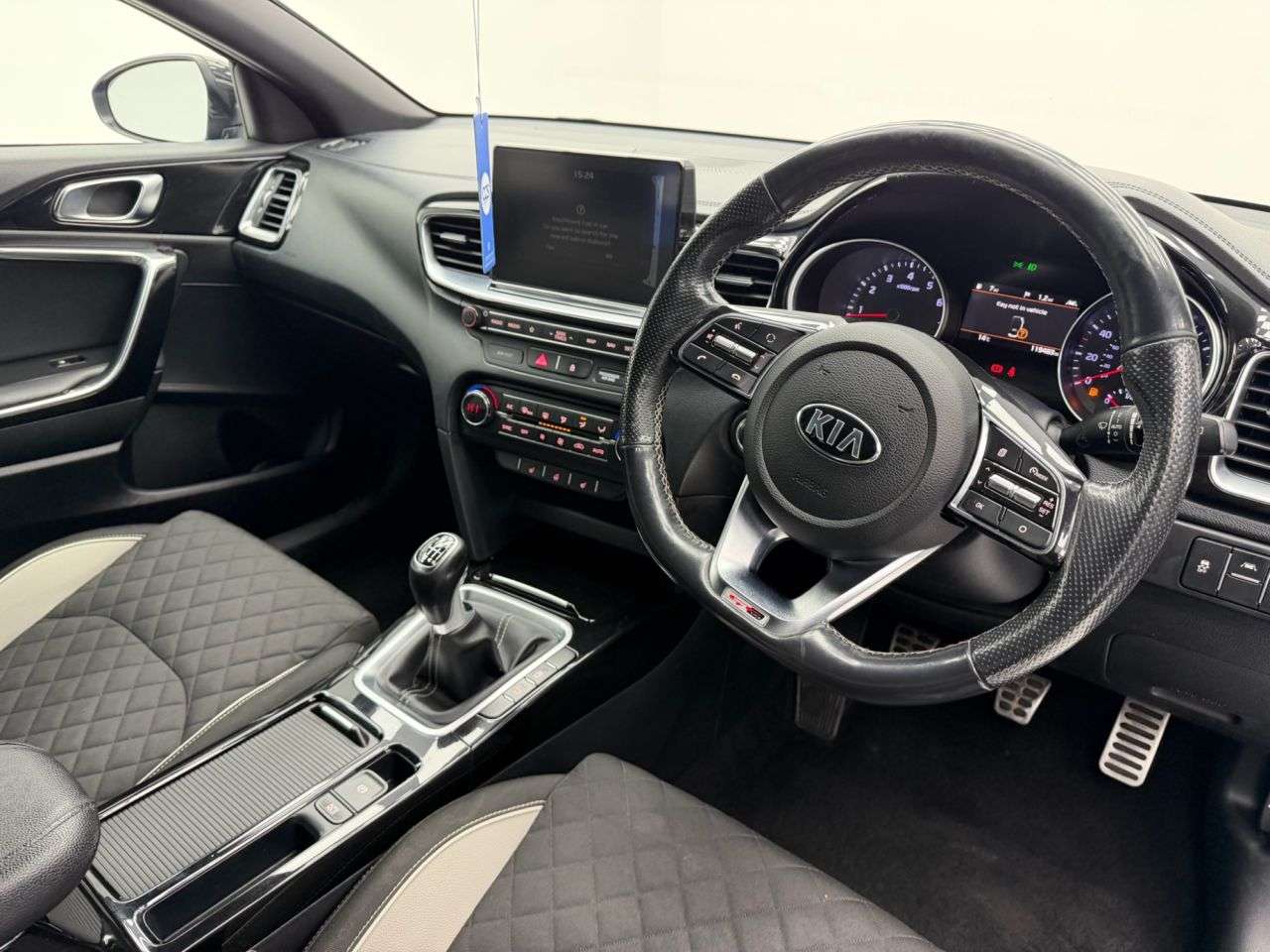 2019 KIA PROCEED 2019 KIA PROCEED