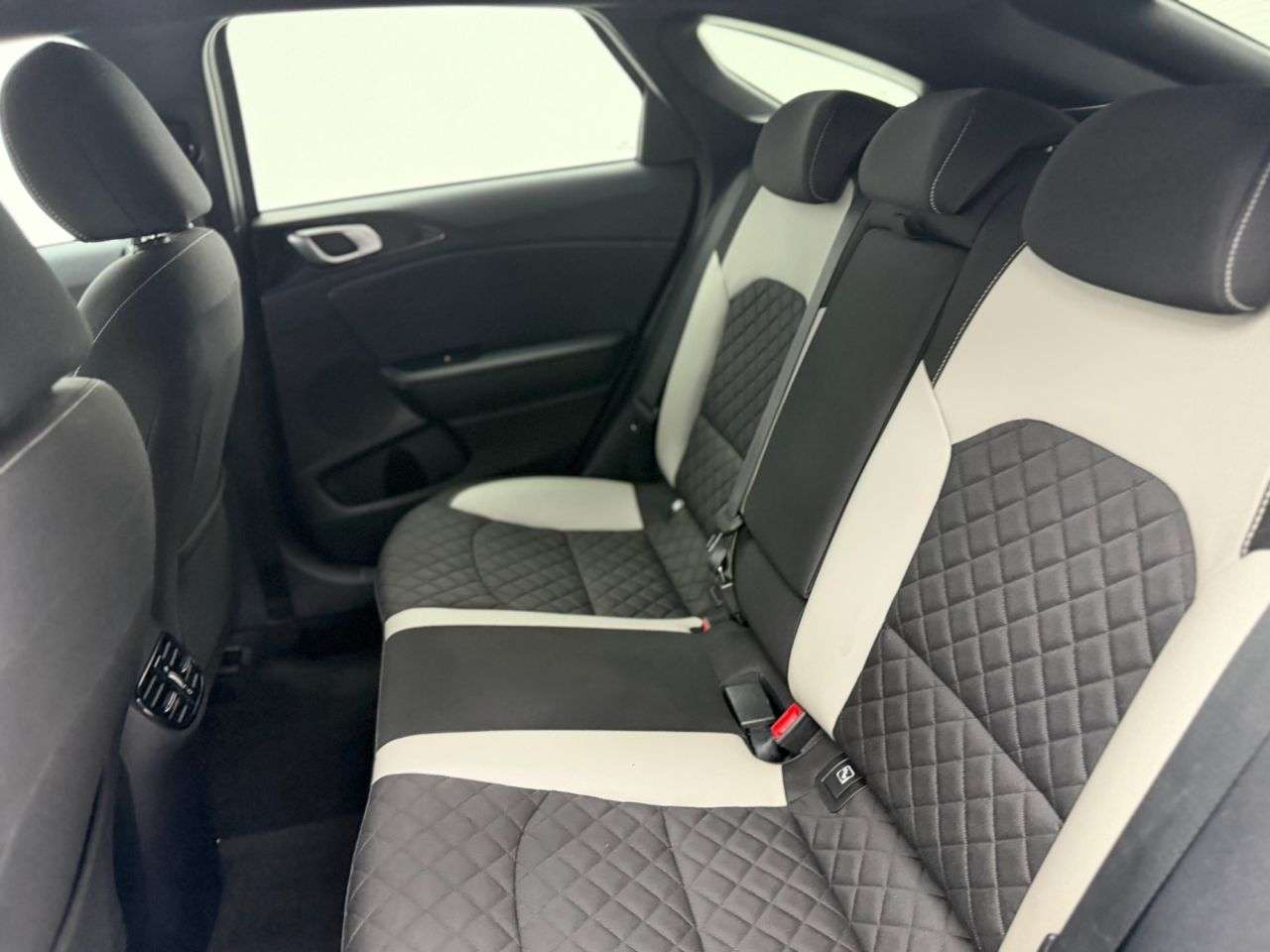 2019 KIA PROCEED 2019 KIA PROCEED