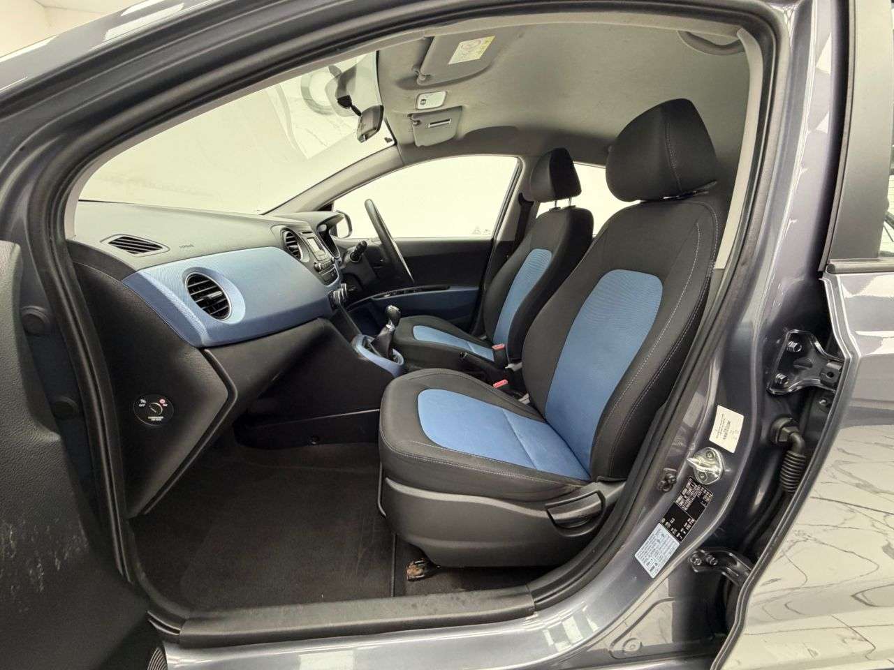 2016 HYUNDAI I10 2016 HYUNDAI I10