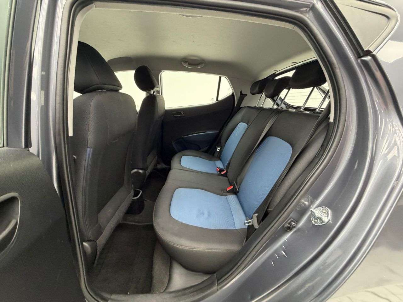 2016 HYUNDAI I10 2016 HYUNDAI I10