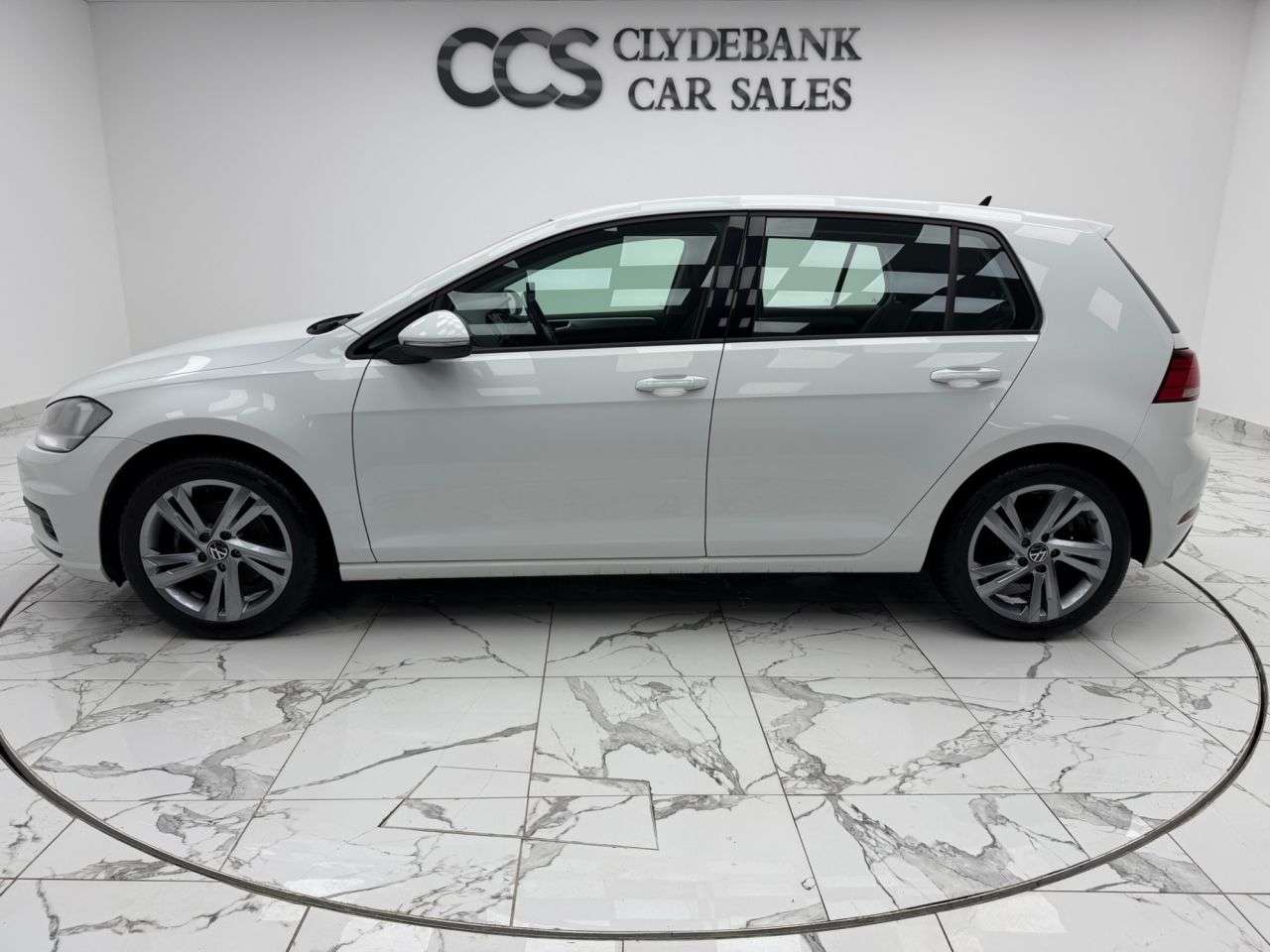 2018 VOLKSWAGEN GOLF 2018 VOLKSWAGEN GOLF