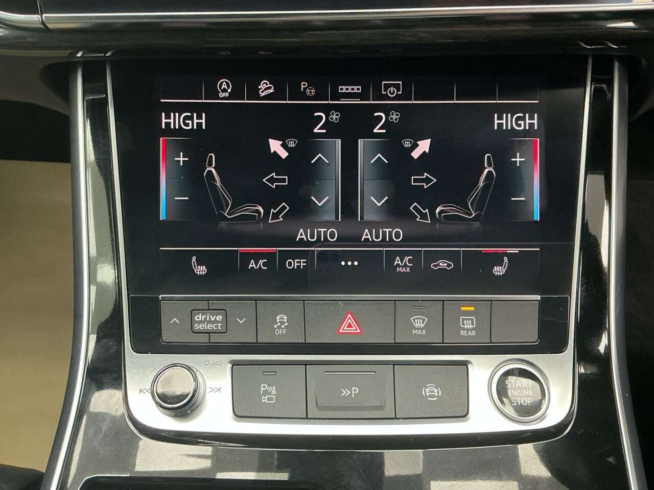 2022 AUDI Q7 2022 AUDI Q7