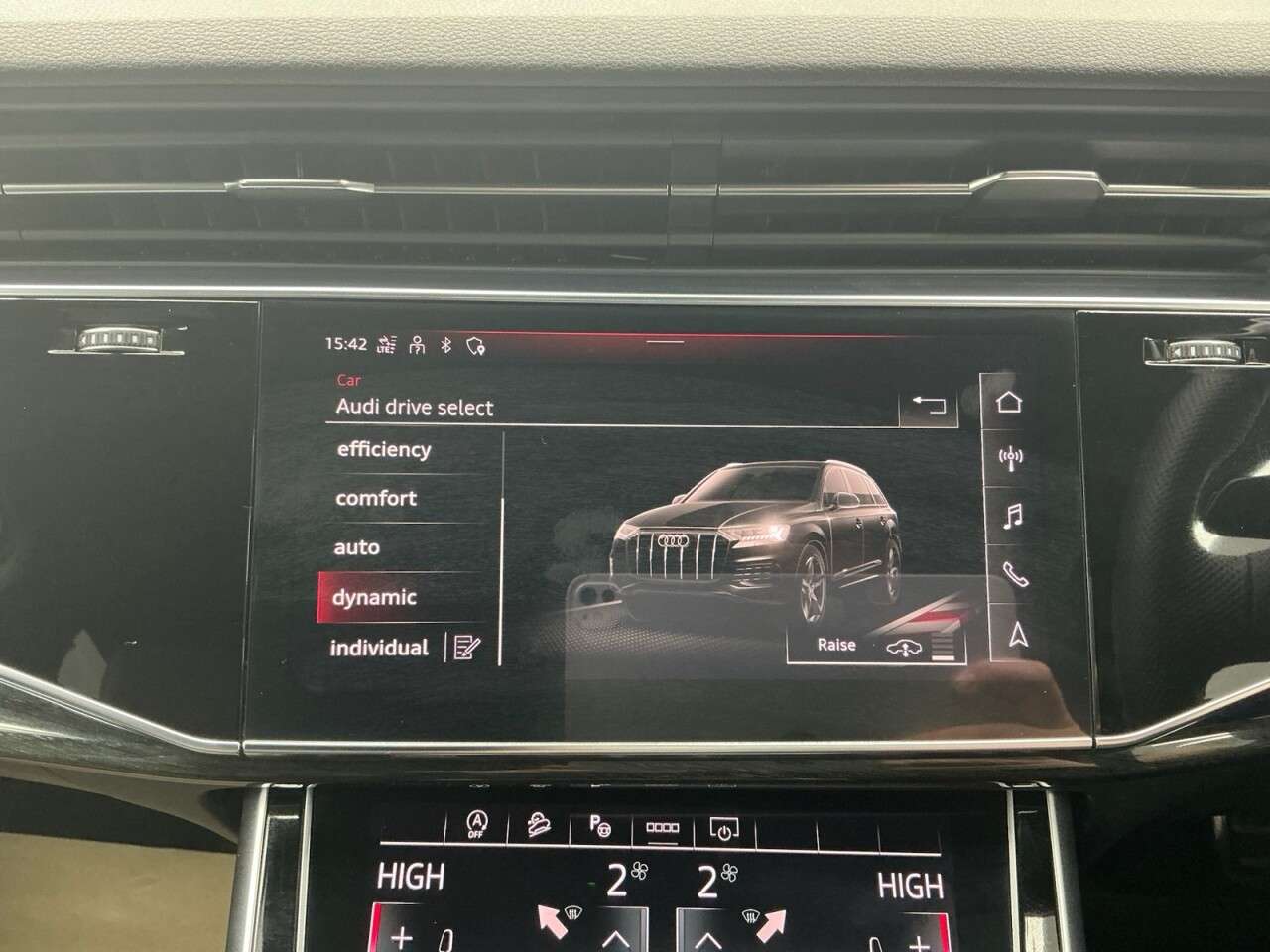 2022 AUDI Q7 2022 AUDI Q7