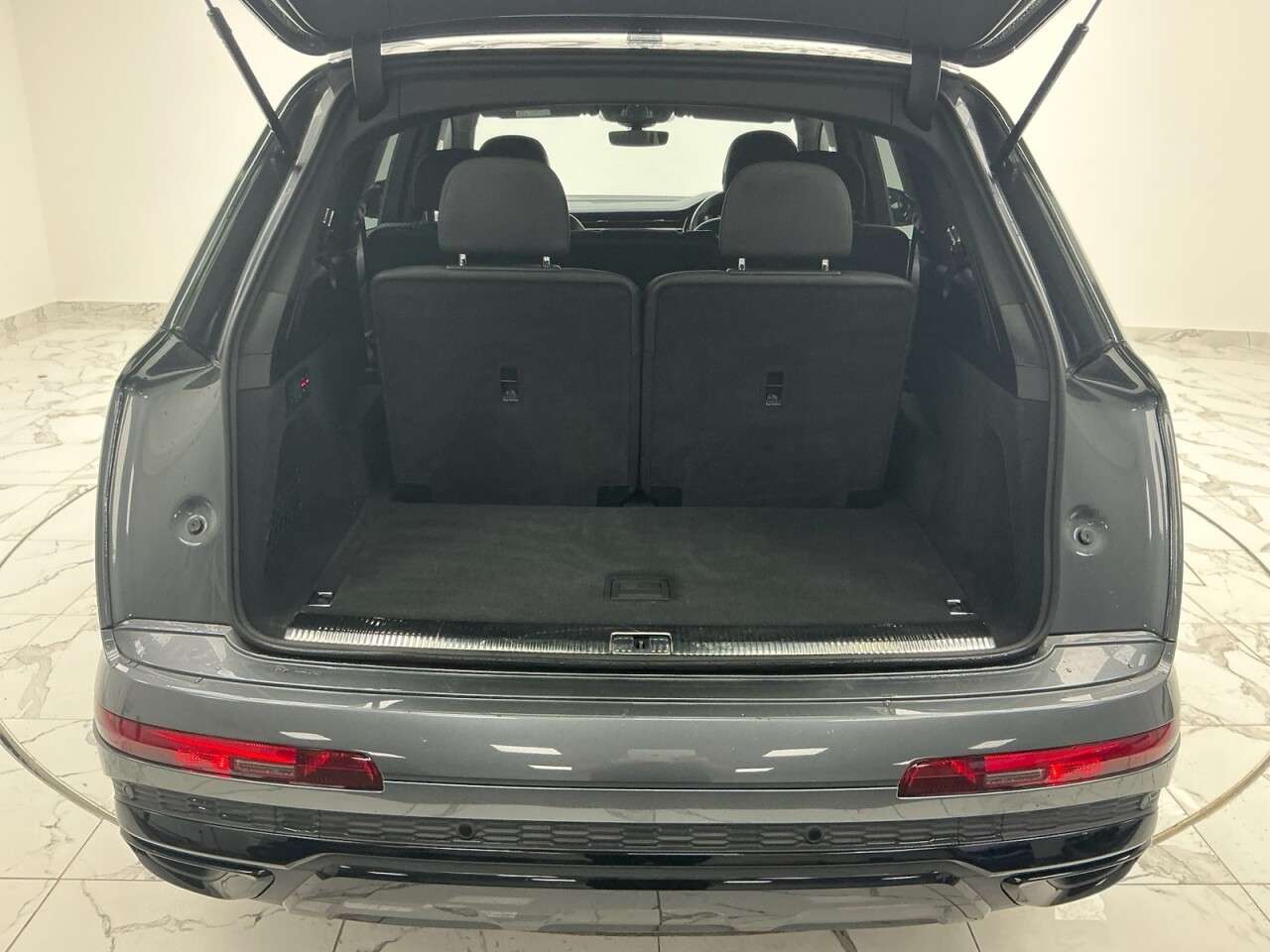 2022 AUDI Q7 2022 AUDI Q7