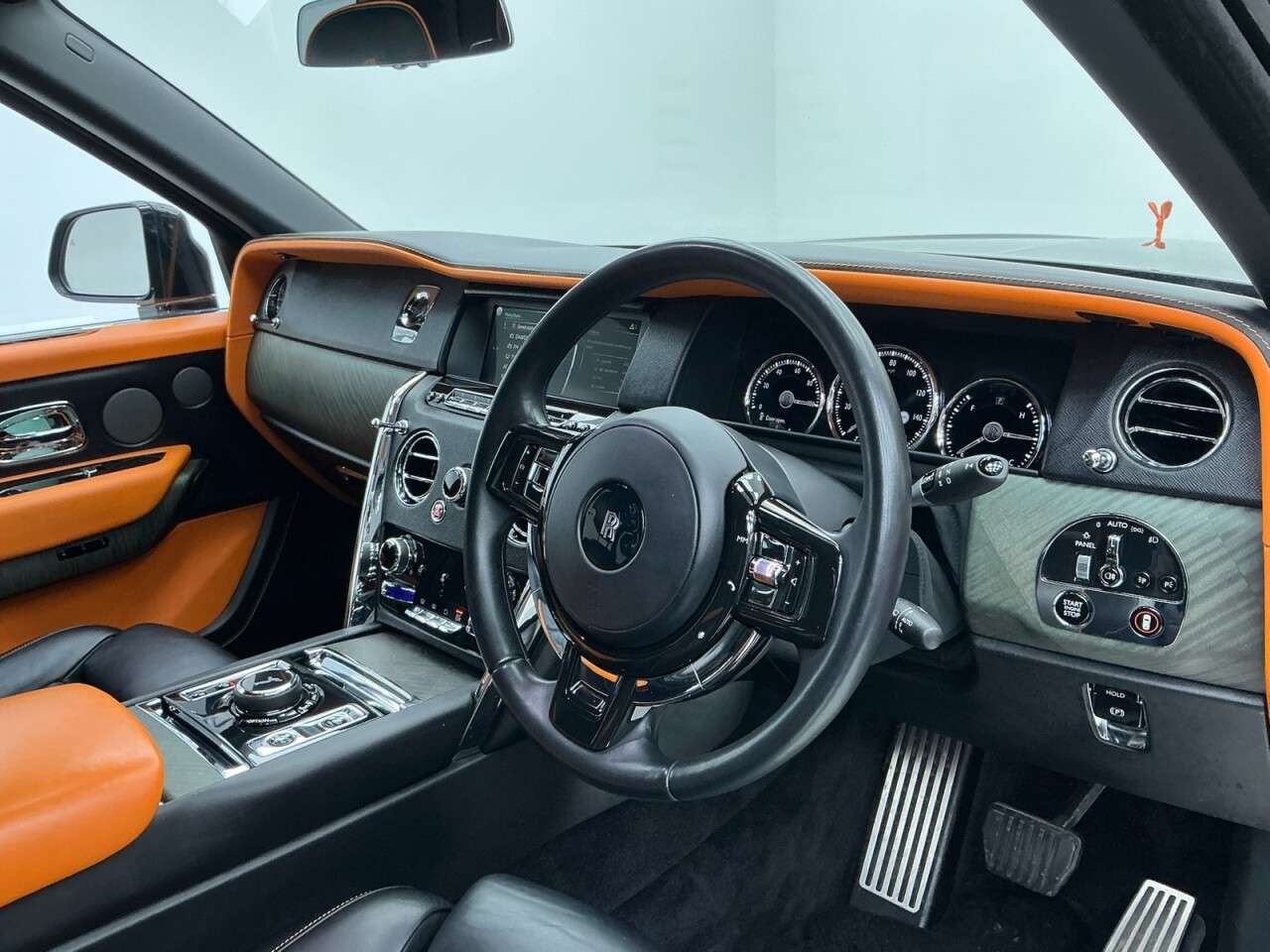 2023 ROLLS-ROYCE CULLINAN 2023 ROLLS-ROYCE CULLINAN