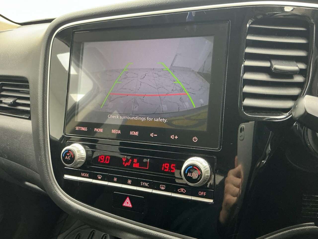 2020 MITSUBISHI OUTLANDER 2020 MITSUBISHI OUTLANDER