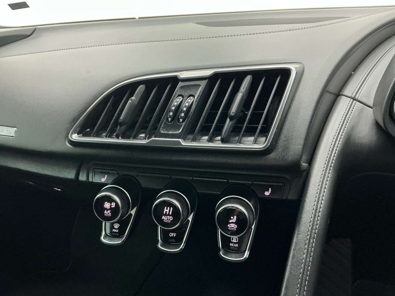 2018 AUDI R8 2018 AUDI R8