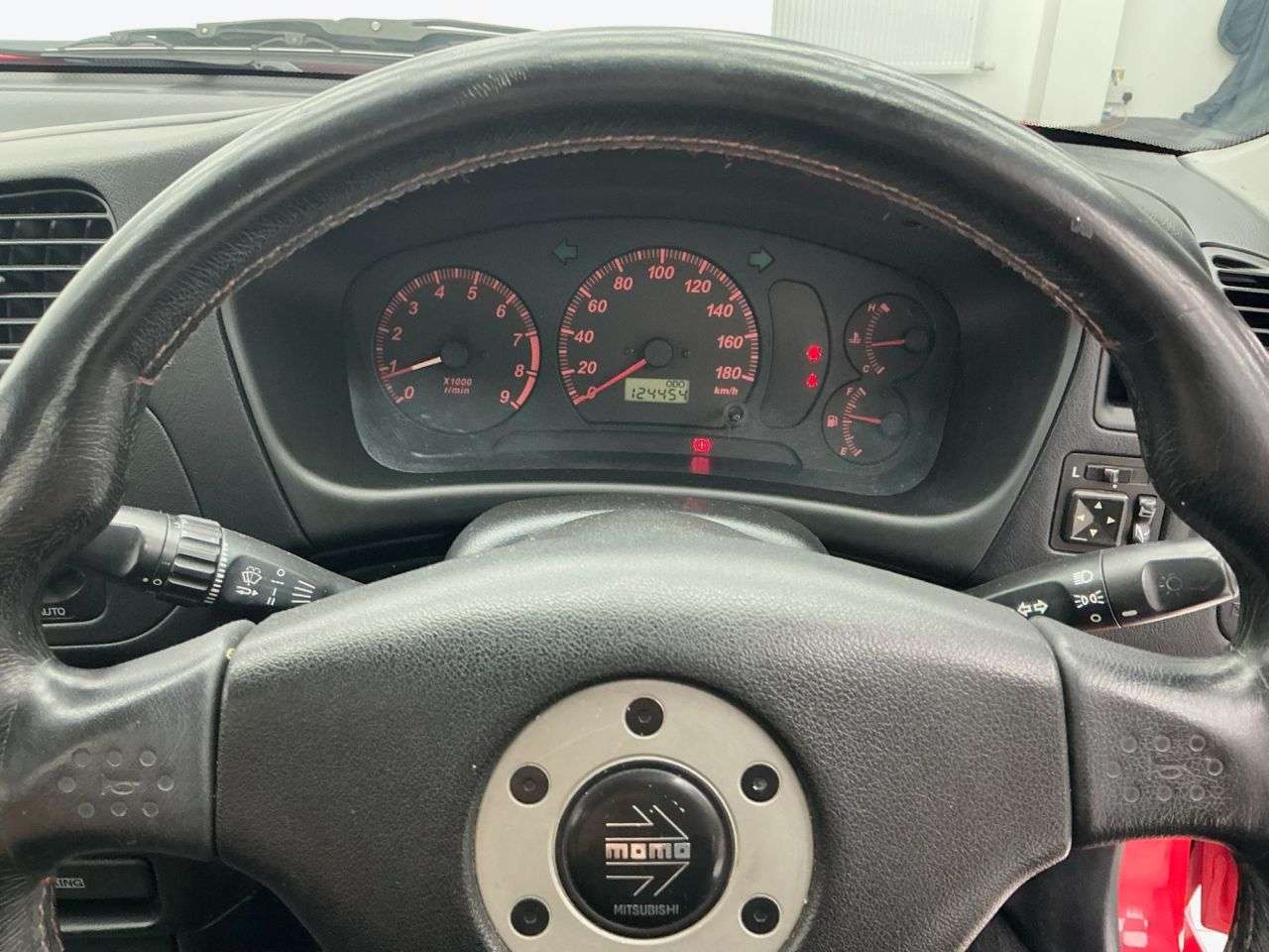 2000 MITSUBISHI LANCER EVOLUTION 2000 MITSUBISHI LANCER EVOLUTION