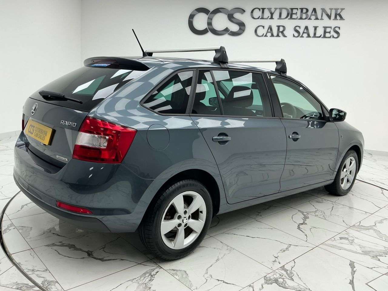 A 2015 SKODA RAPID 1.6 TDI GreenLine Hatchback 5dr Diesel Manual Euro 5 (s/s) (90 ps) A 2015 SKODA RAPID 1.6 TDI GreenLine Hatchback 5dr Diesel Manual Euro 5 (s/s) (90 ps)