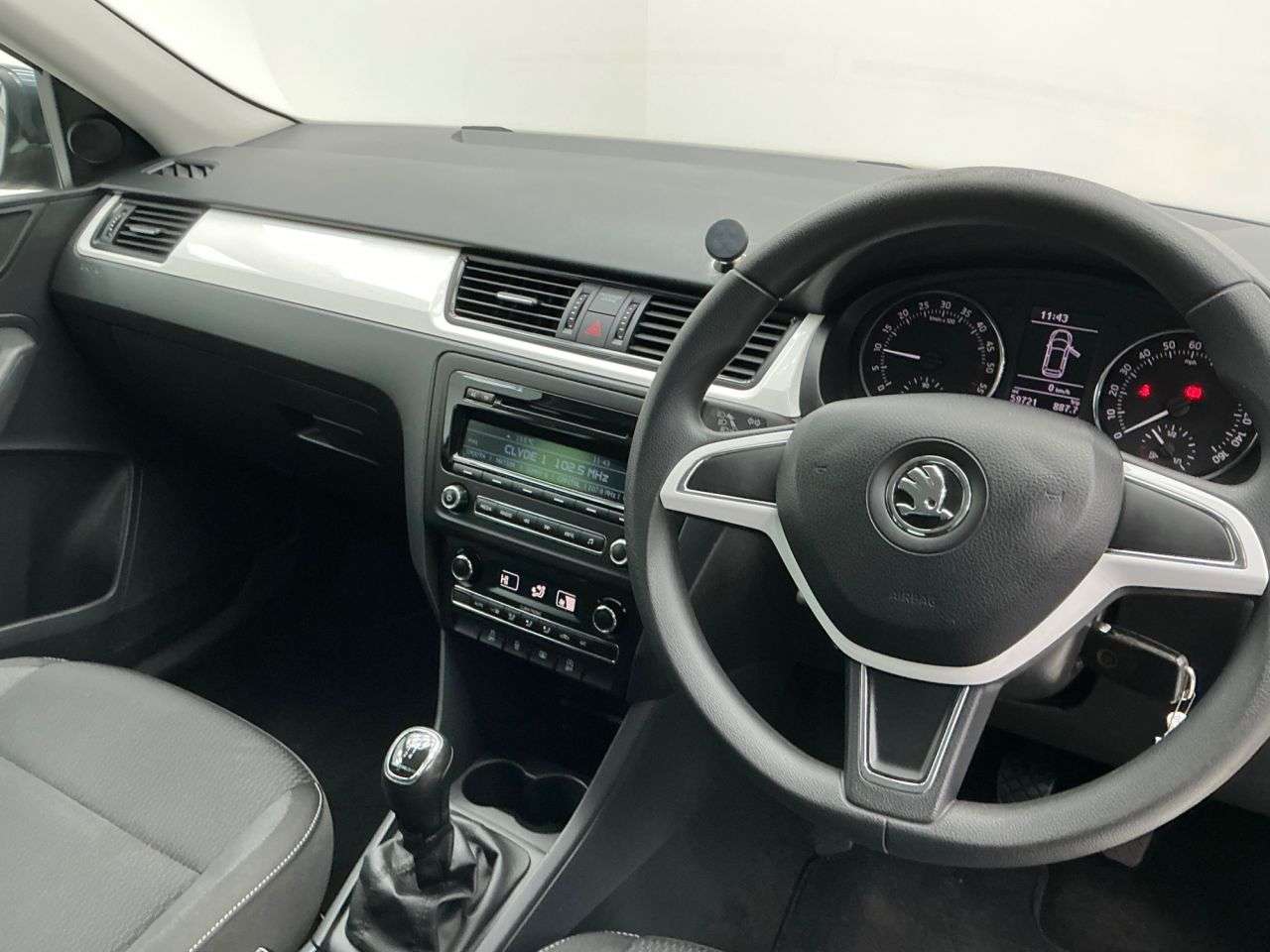 2015 SKODA RAPID 2015 SKODA RAPID