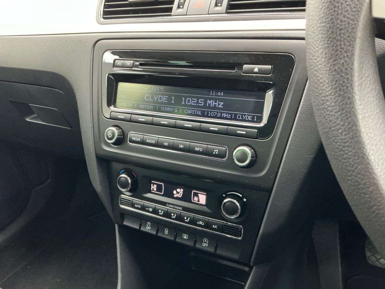 2015 SKODA RAPID 2015 SKODA RAPID