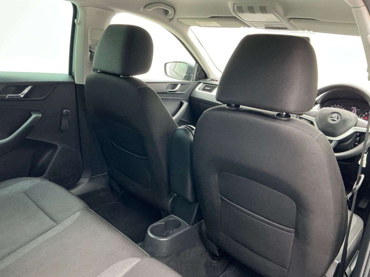 2015 SKODA RAPID 2015 SKODA RAPID