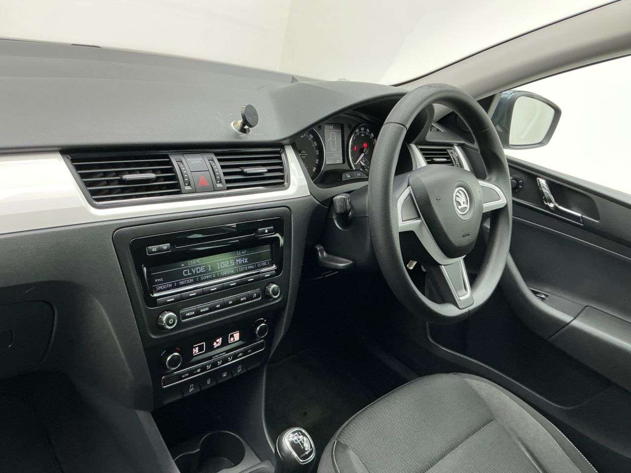2015 SKODA RAPID 2015 SKODA RAPID