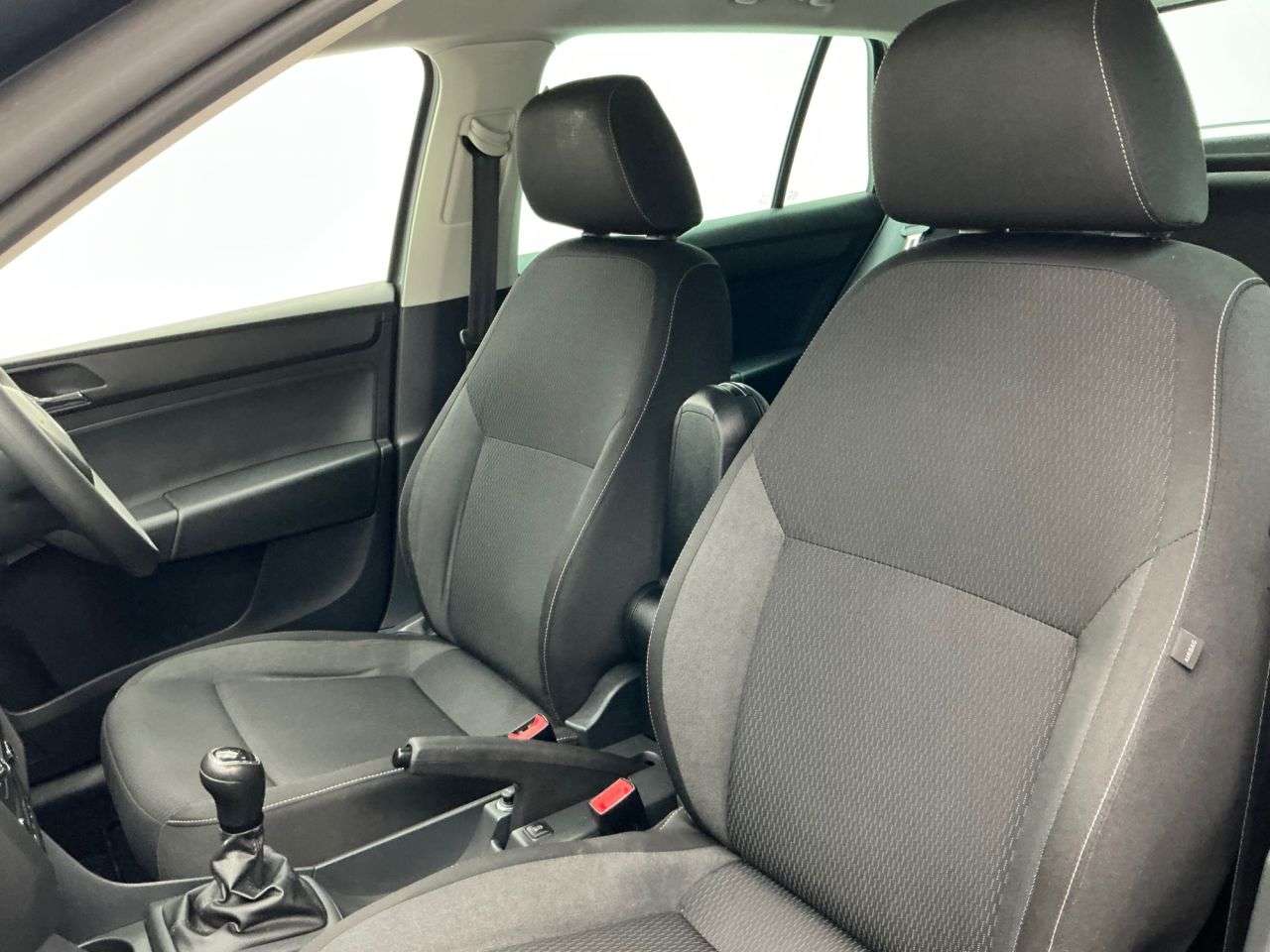 2015 SKODA RAPID 2015 SKODA RAPID