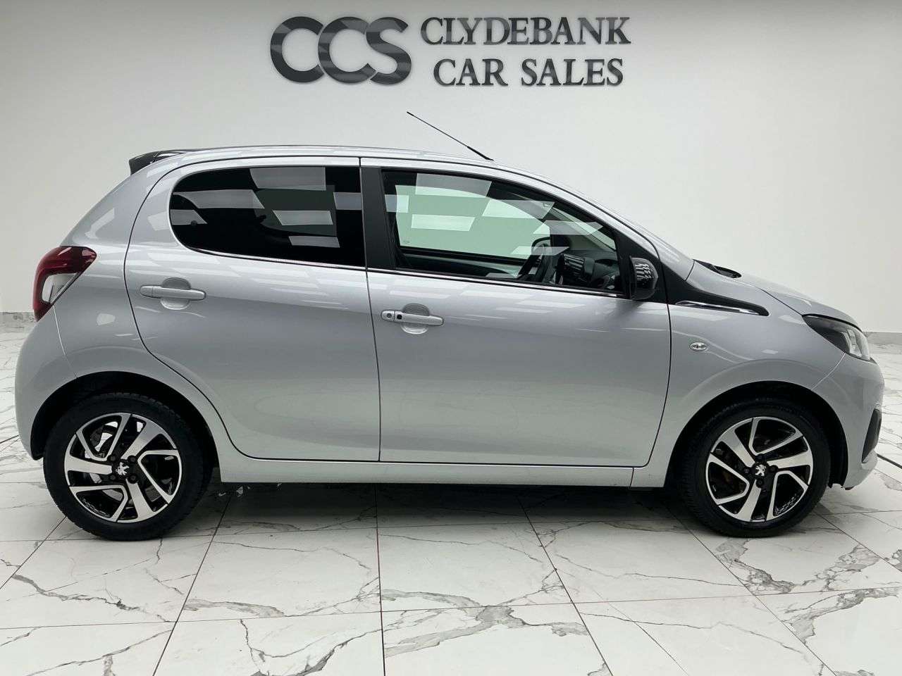 2021 PEUGEOT 108 2021 PEUGEOT 108