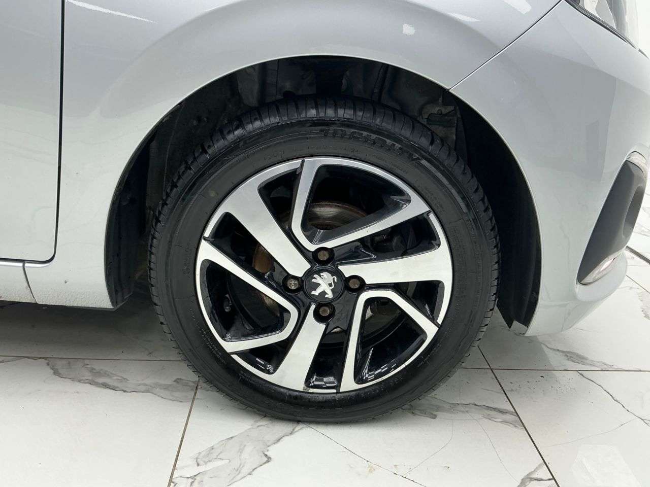 2021 PEUGEOT 108 2021 PEUGEOT 108