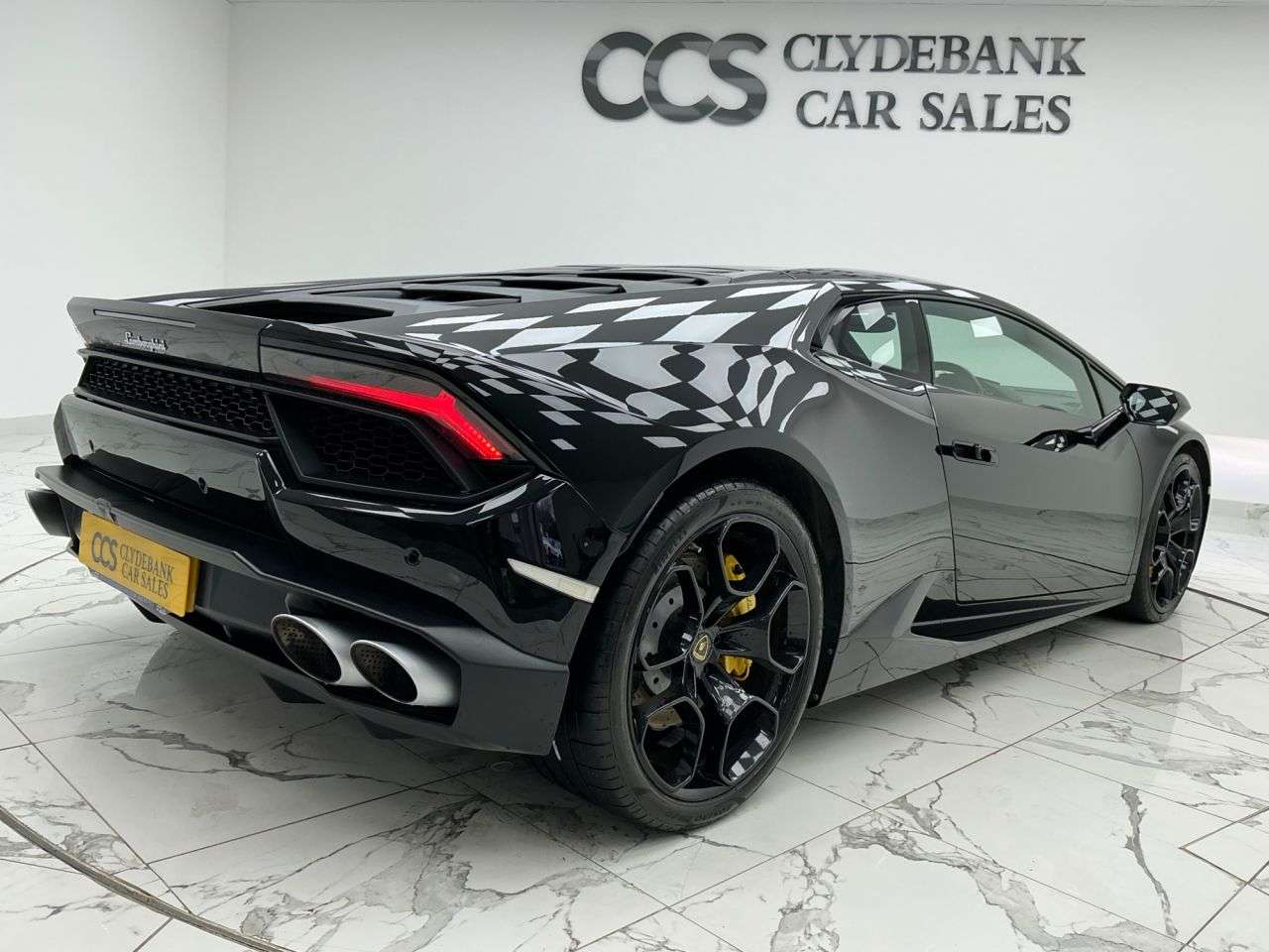A 2017 LAMBORGHINI HURACAN 5.2L 12 Months MOT, Nose Lift, Full PPF A 2017 LAMBORGHINI HURACAN 5.2L 12 Months MOT, Nose Lift, Full PPF