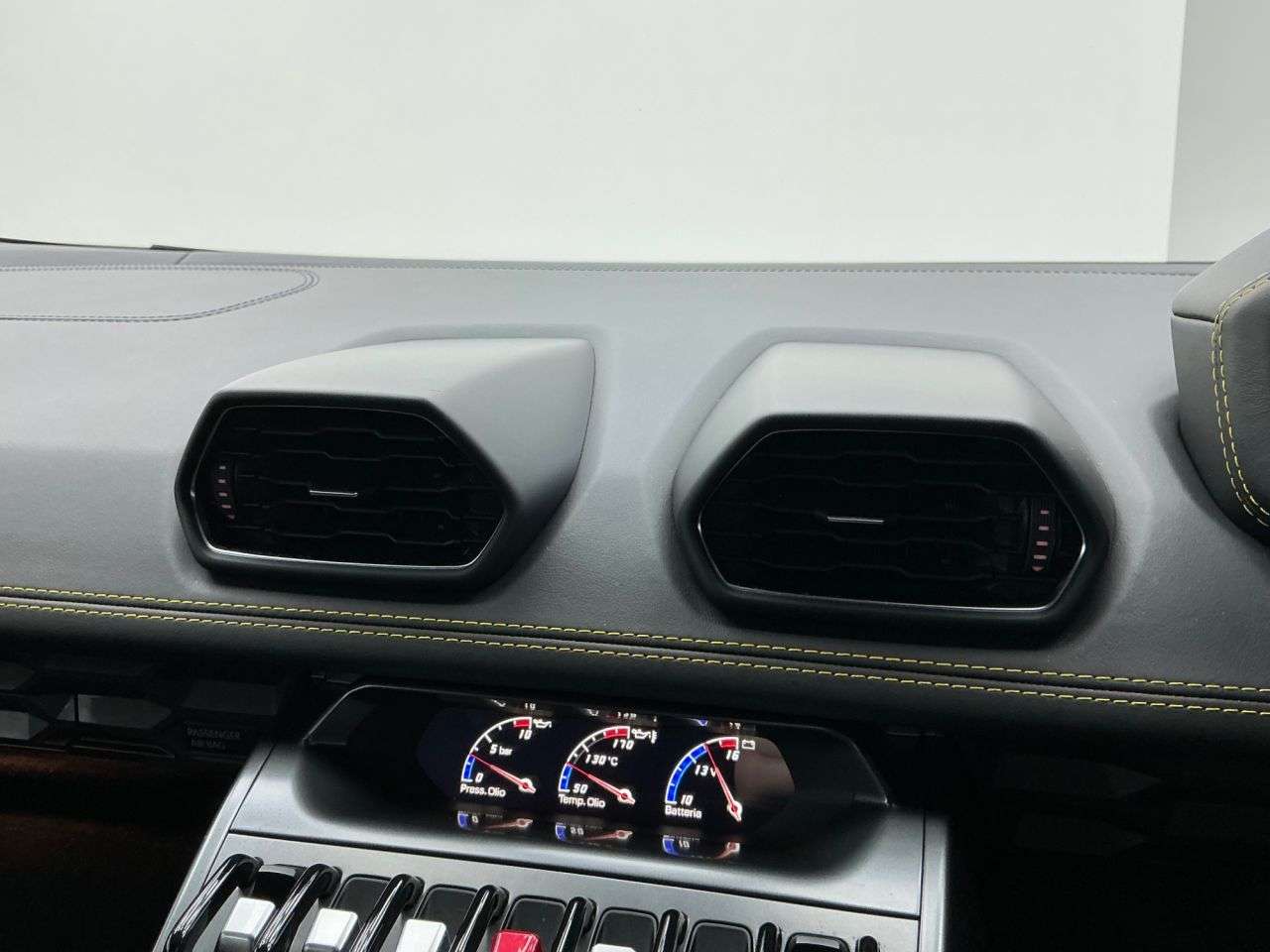 2017 LAMBORGHINI HURACAN 2017 LAMBORGHINI HURACAN