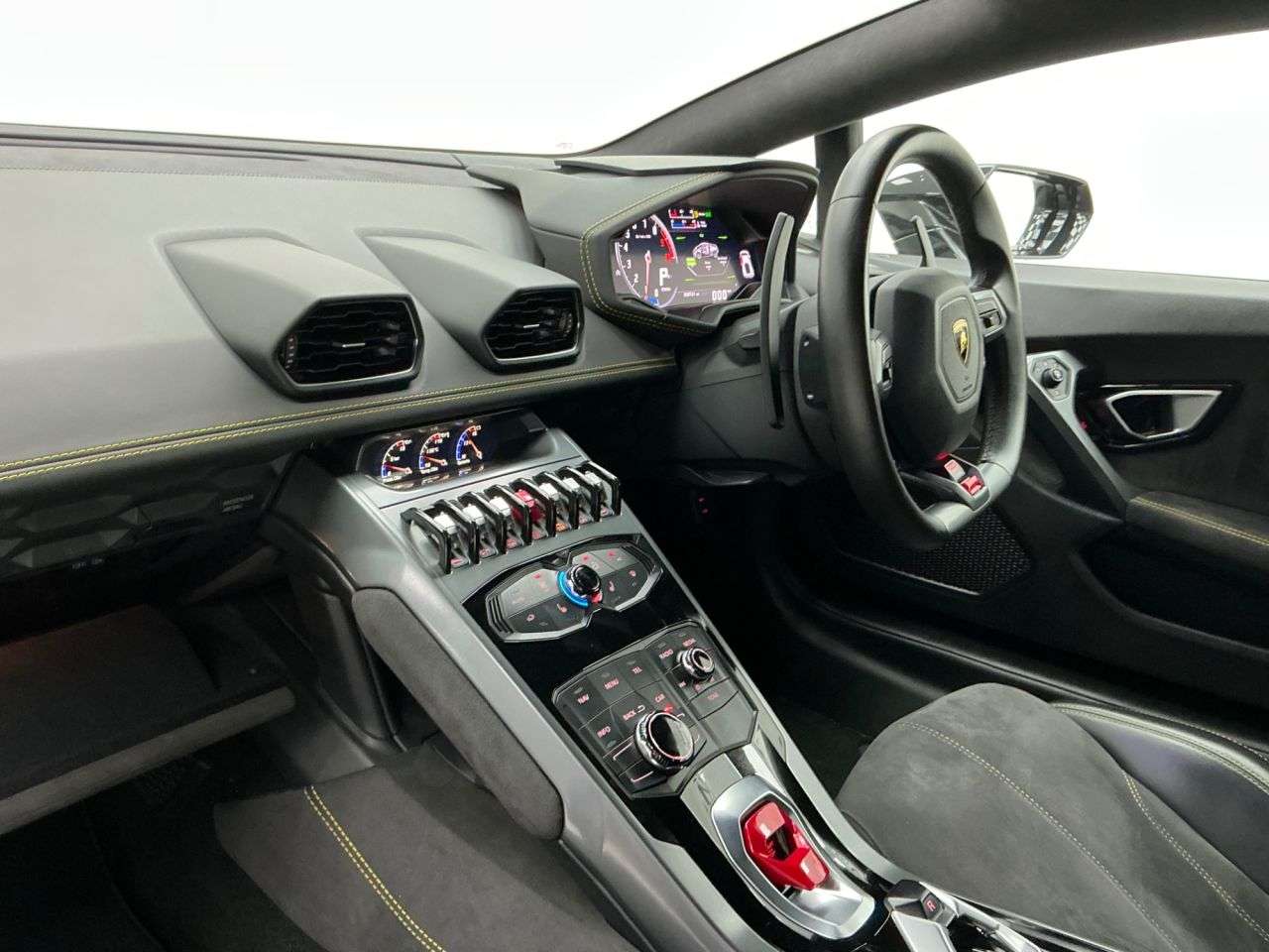 2017 LAMBORGHINI HURACAN 2017 LAMBORGHINI HURACAN