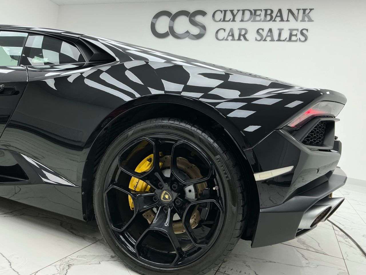 2017 LAMBORGHINI HURACAN 2017 LAMBORGHINI HURACAN