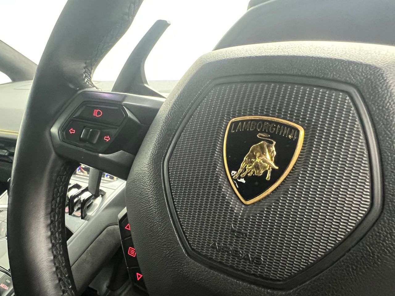 2017 LAMBORGHINI HURACAN 2017 LAMBORGHINI HURACAN