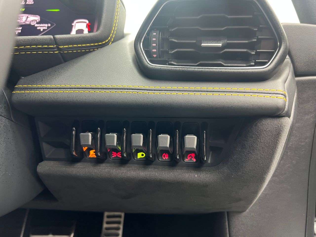 2017 LAMBORGHINI HURACAN 2017 LAMBORGHINI HURACAN