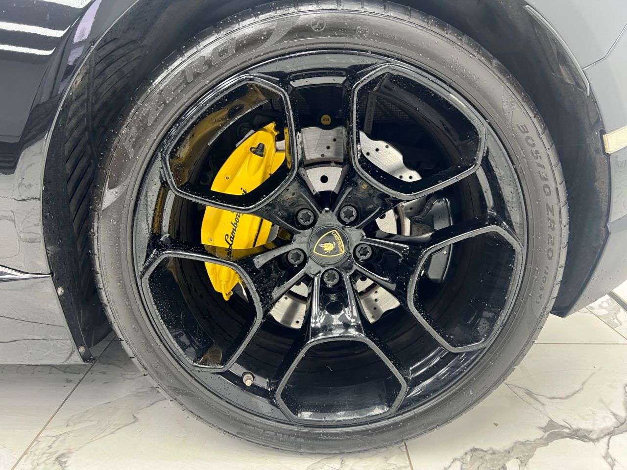 2017 LAMBORGHINI HURACAN 2017 LAMBORGHINI HURACAN