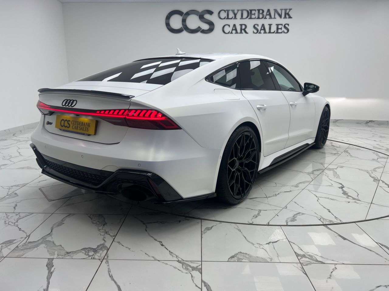 A 2021 AUDI RS7 4.0 TFSI V8 Carbon Black Sportback 5dr Petrol Tiptronic quattro Euro 6 (s/s A 2021 AUDI RS7 4.0 TFSI V8 Carbon Black Sportback 5dr Petrol Tiptronic quattro Euro 6 (s/s
