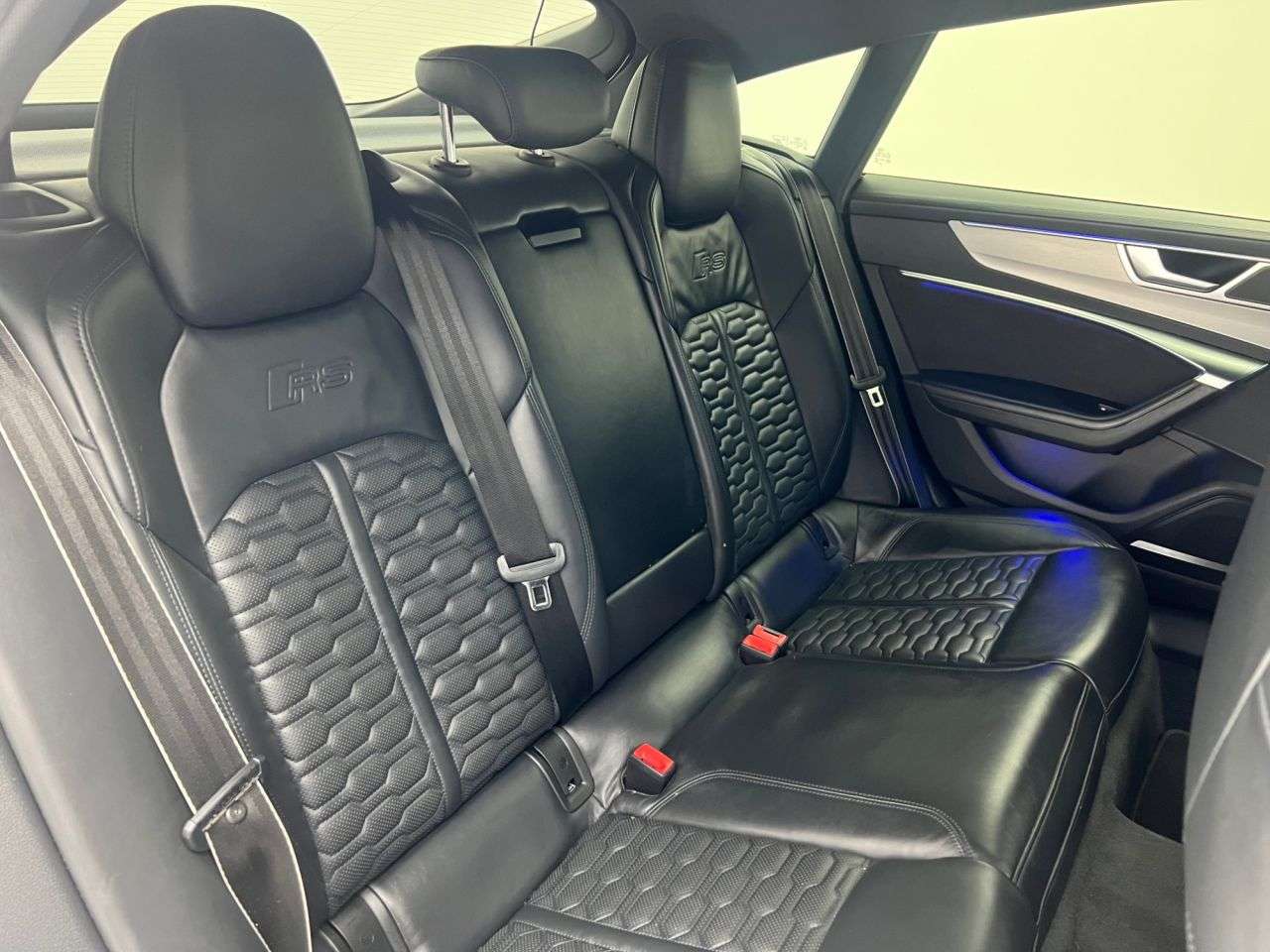 2021 AUDI RS7 2021 AUDI RS7