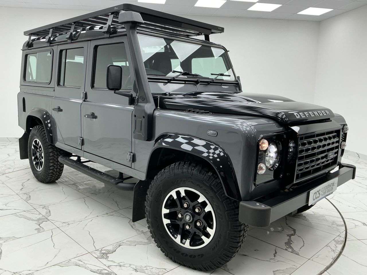 A 2016 LAND ROVER DEFENDER 2.2 TDCi Adventure Station Wagon Double Cab 5dr Diesel Manual 4WD MWB Euro A 2016 LAND ROVER DEFENDER 2.2 TDCi Adventure Station Wagon Double Cab 5dr Diesel Manual 4WD MWB Euro