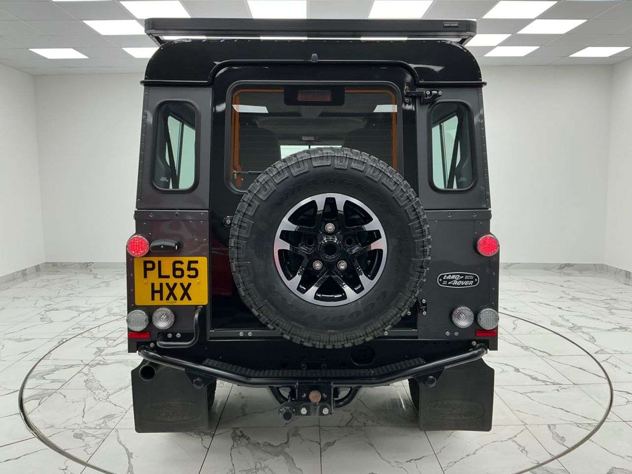 A 2016 LAND ROVER DEFENDER 2.2 TDCi Adventure Station Wagon Double Cab 5dr Diesel Manual 4WD MWB Euro A 2016 LAND ROVER DEFENDER 2.2 TDCi Adventure Station Wagon Double Cab 5dr Diesel Manual 4WD MWB Euro