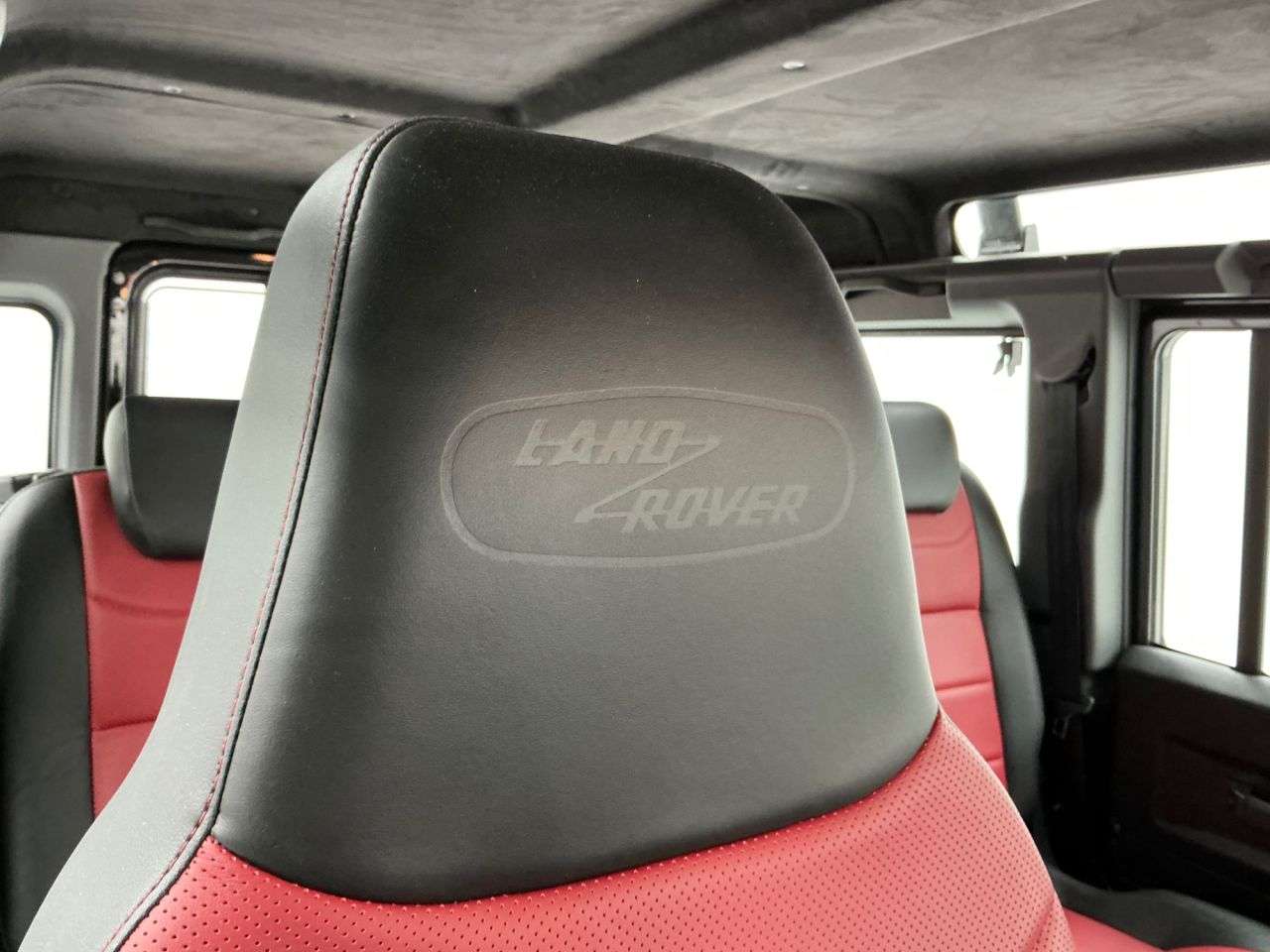 2016 LAND ROVER DEFENDER 2016 LAND ROVER DEFENDER