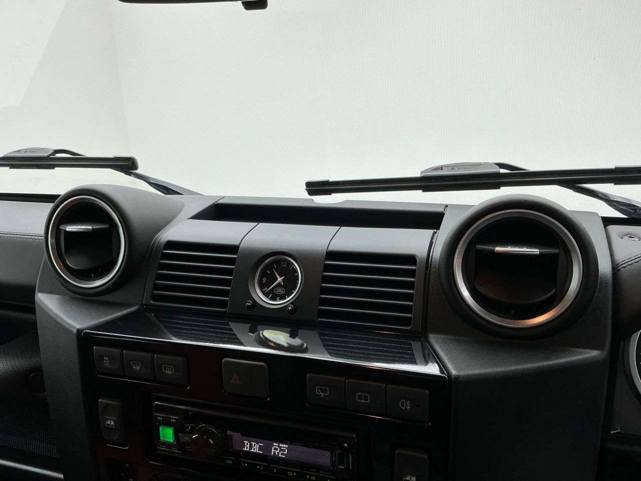 2016 LAND ROVER DEFENDER 2016 LAND ROVER DEFENDER