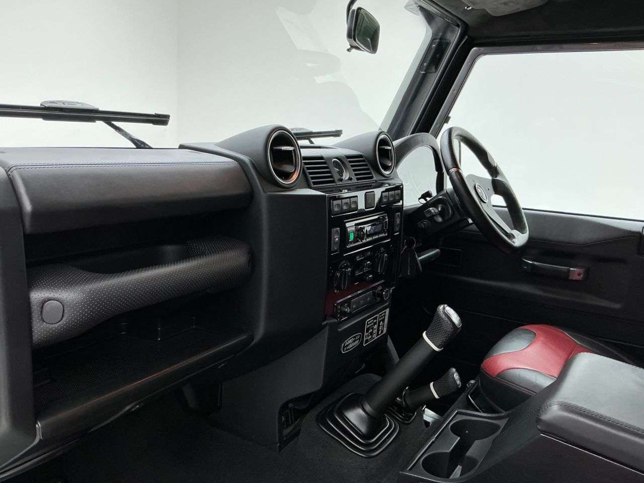 2016 LAND ROVER DEFENDER 2016 LAND ROVER DEFENDER