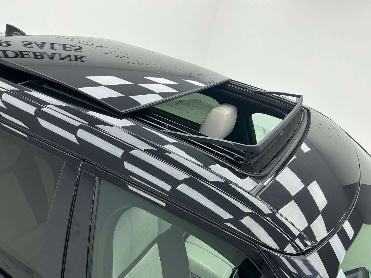 2017 LAND ROVER RANGE ROVER VELAR 2017 LAND ROVER RANGE ROVER VELAR