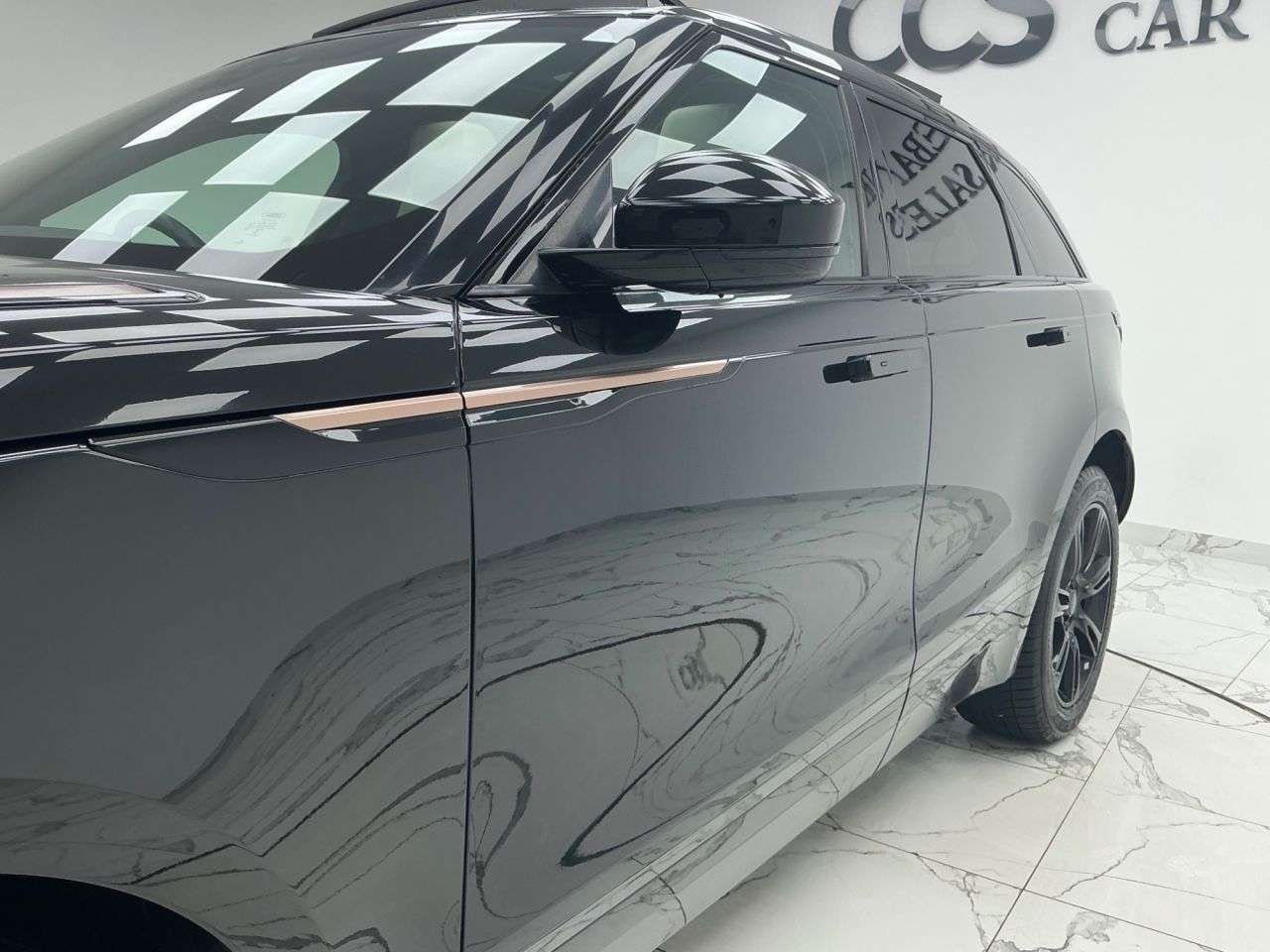 2017 LAND ROVER RANGE ROVER VELAR 2017 LAND ROVER RANGE ROVER VELAR