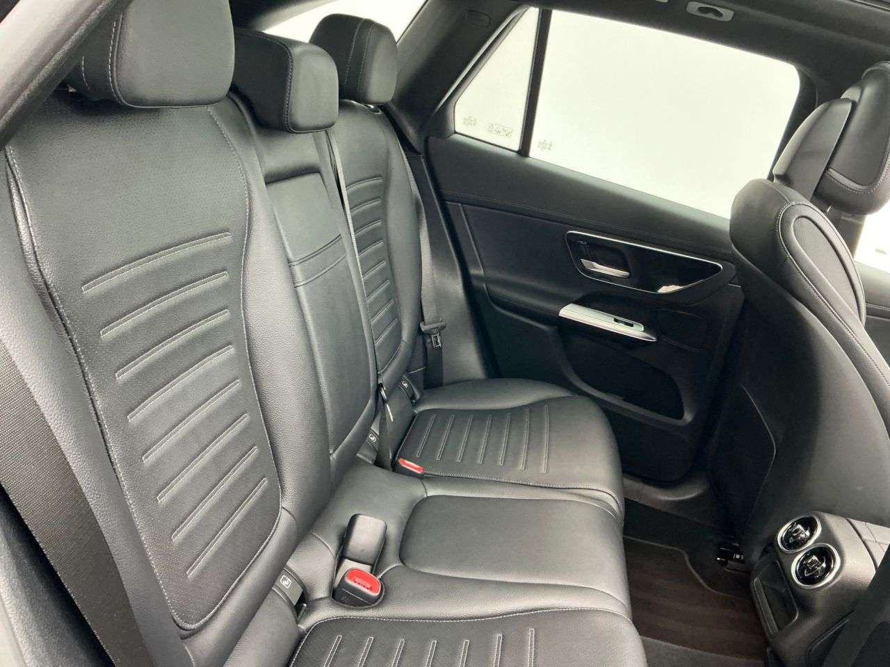 2025 MERCEDES-BENZ GLC 2025 MERCEDES-BENZ GLC